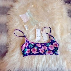 Frankie’s bikinis tropical floral bikini top in purple hibiscus print🌺